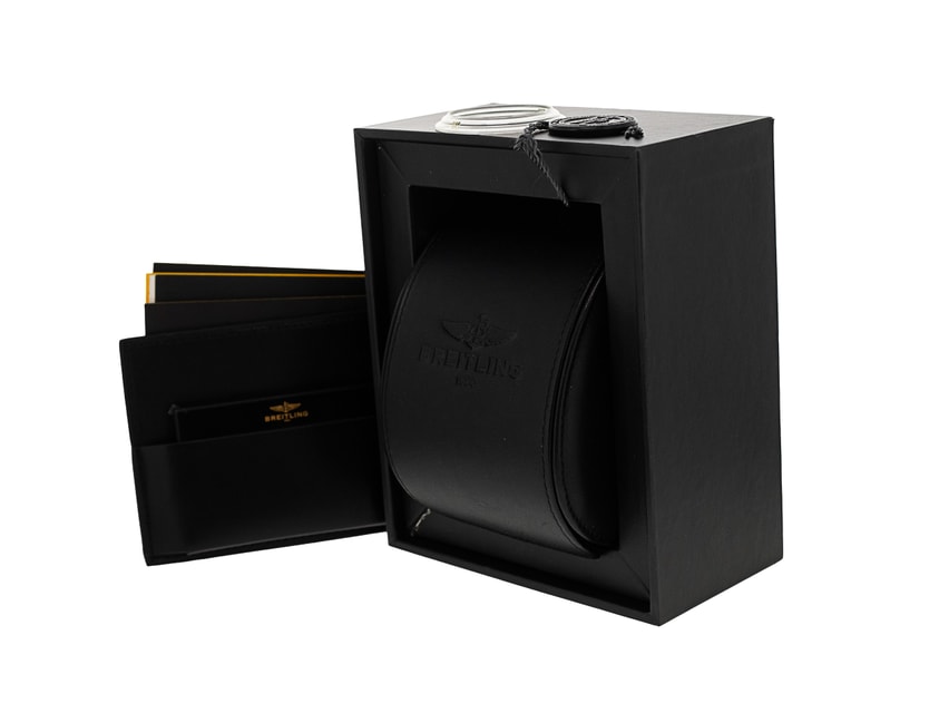 Breitling Transocean Chronograph MB0510 Image 4